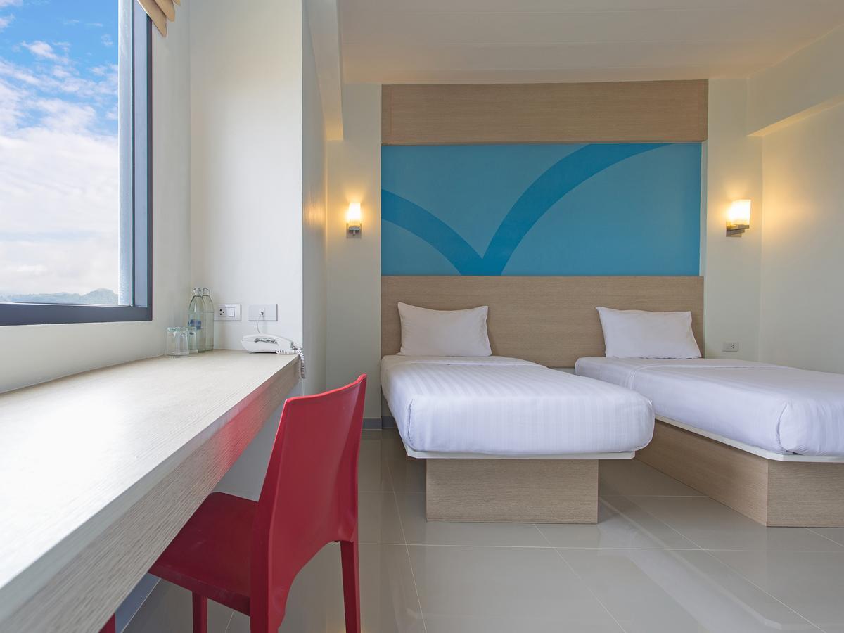 Hop Inn Lampang City Center Экстерьер фото